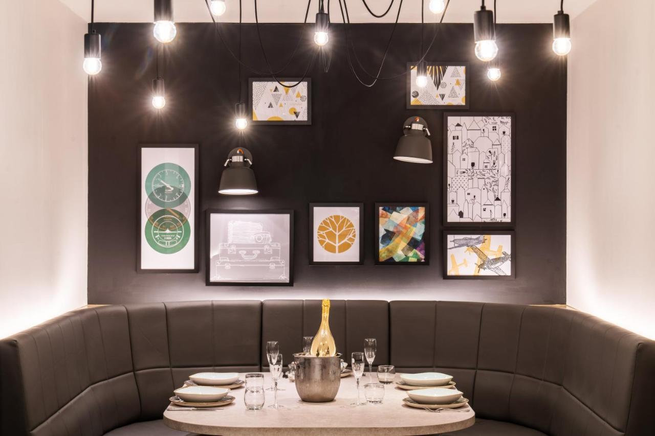 Holiday Inn Stevenage By Ihg Esterno foto