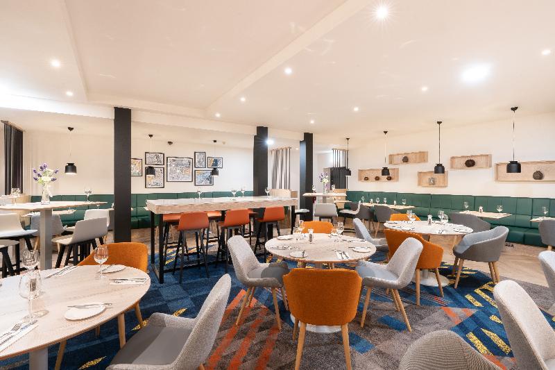 Holiday Inn Stevenage By Ihg Esterno foto